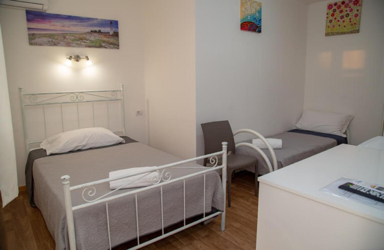 Sea Beach Pozzallo Exterior foto